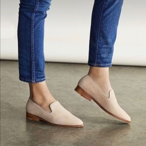 Incredible suede Nisolo smoking loafer perfect nude neutral classic sz8